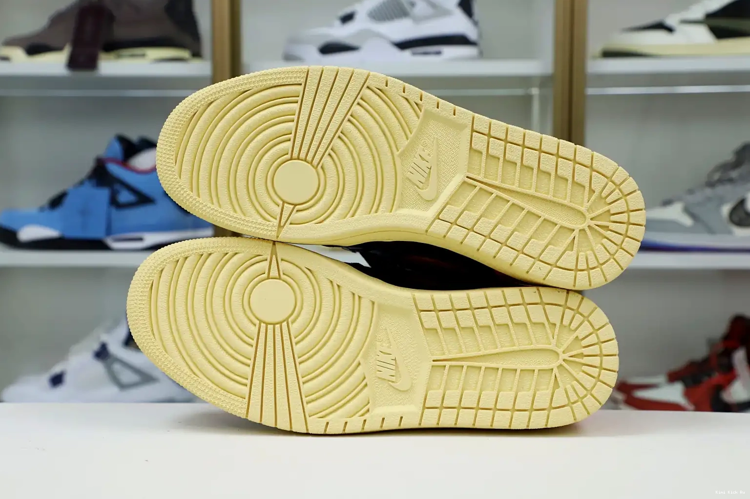 'SHATTERED Kimikick AIR RETRO 3.0' 1 HIGH OG BACKBOARD JORDAN 0713